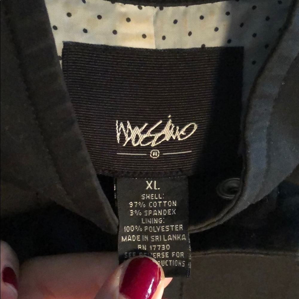 Black jacket - Picture 2 of 7